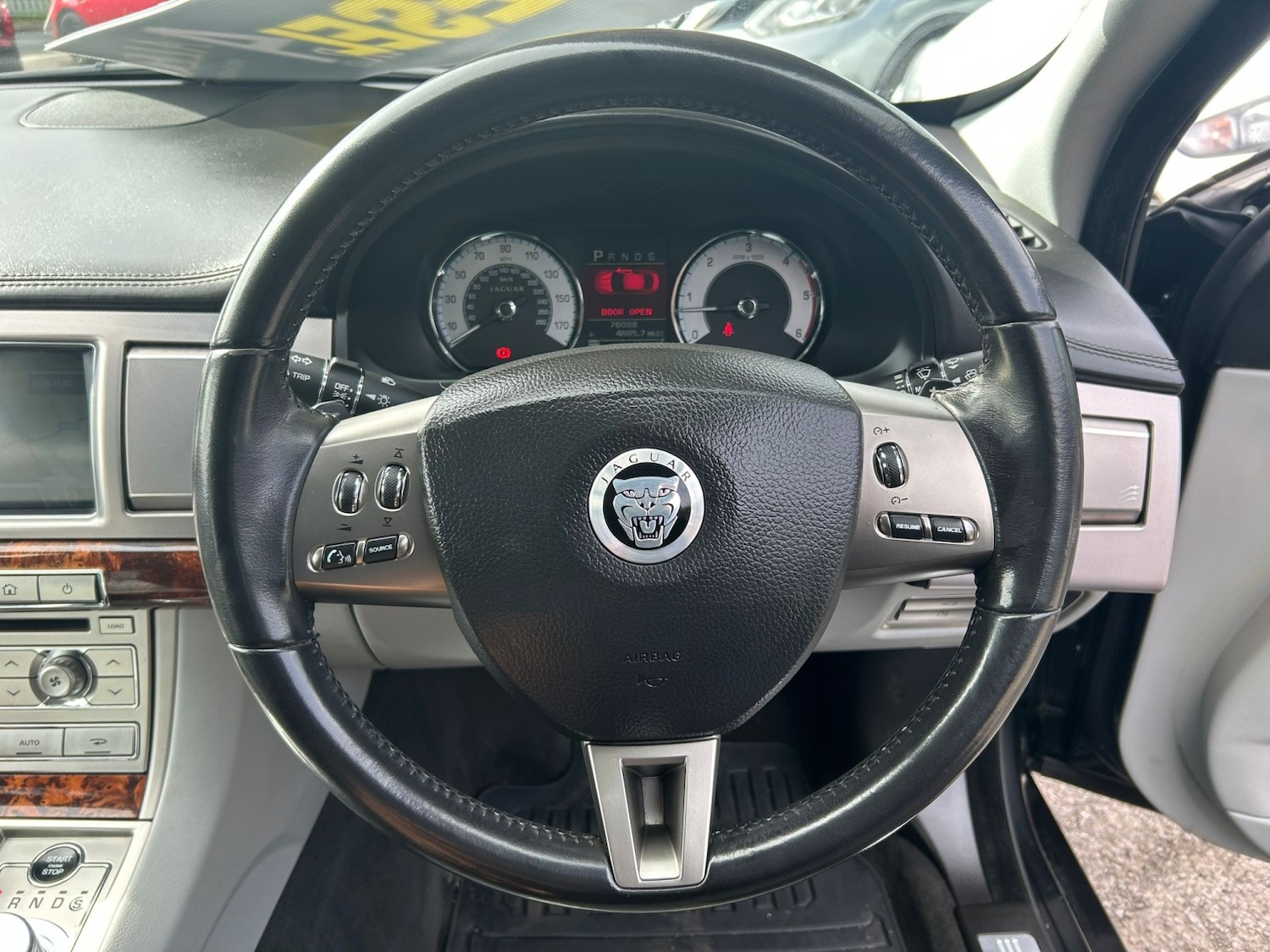 Used Jaguar XF 2010 for sale - 78197937: Photo 15