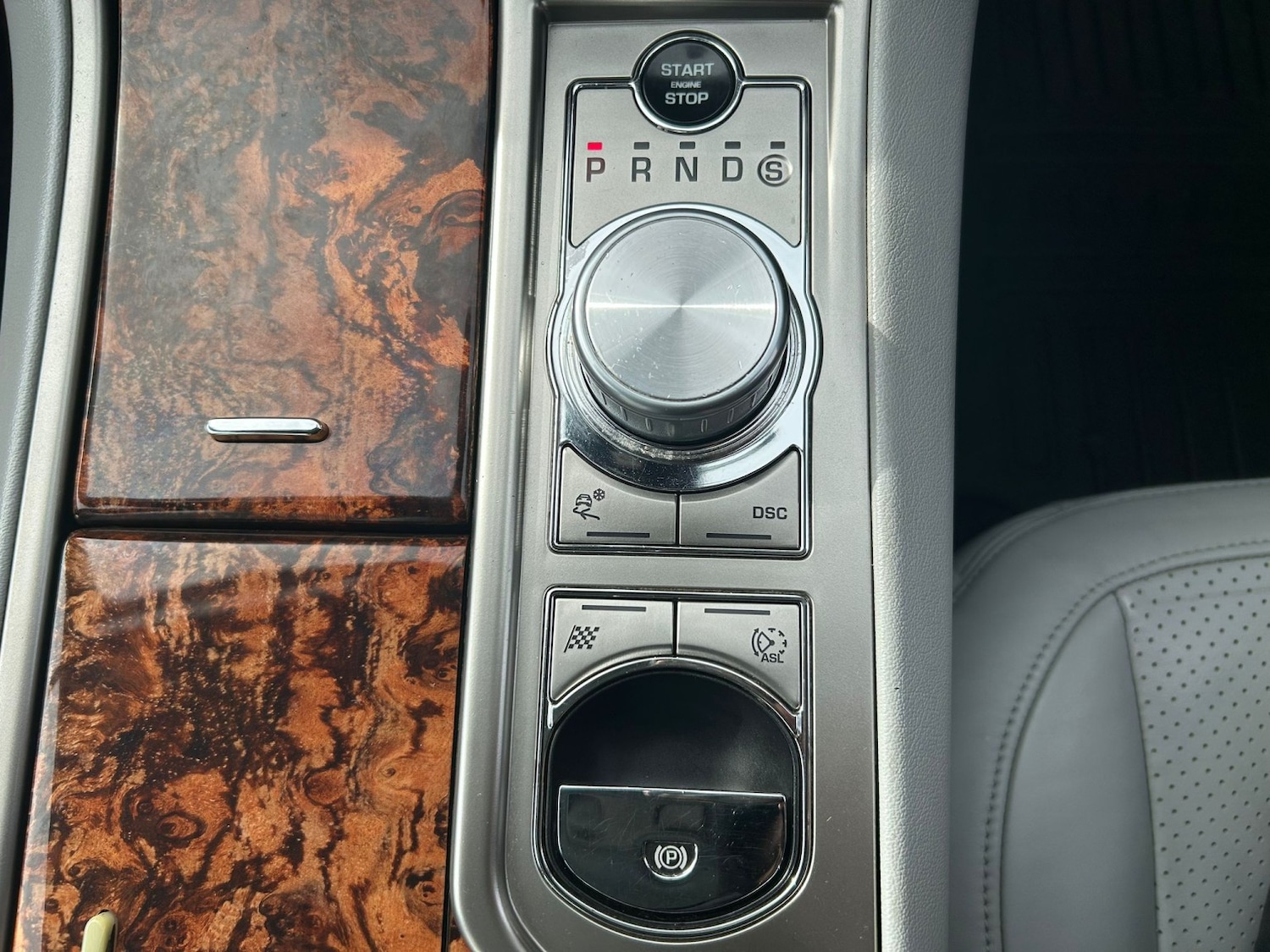 Used Jaguar XF 2010 for sale - 78197937: Photo 19