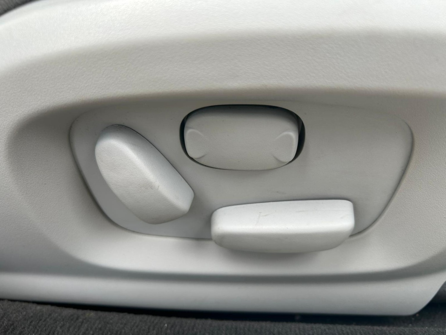 Used Jaguar XF 2010 for sale - 78197937: Photo 21