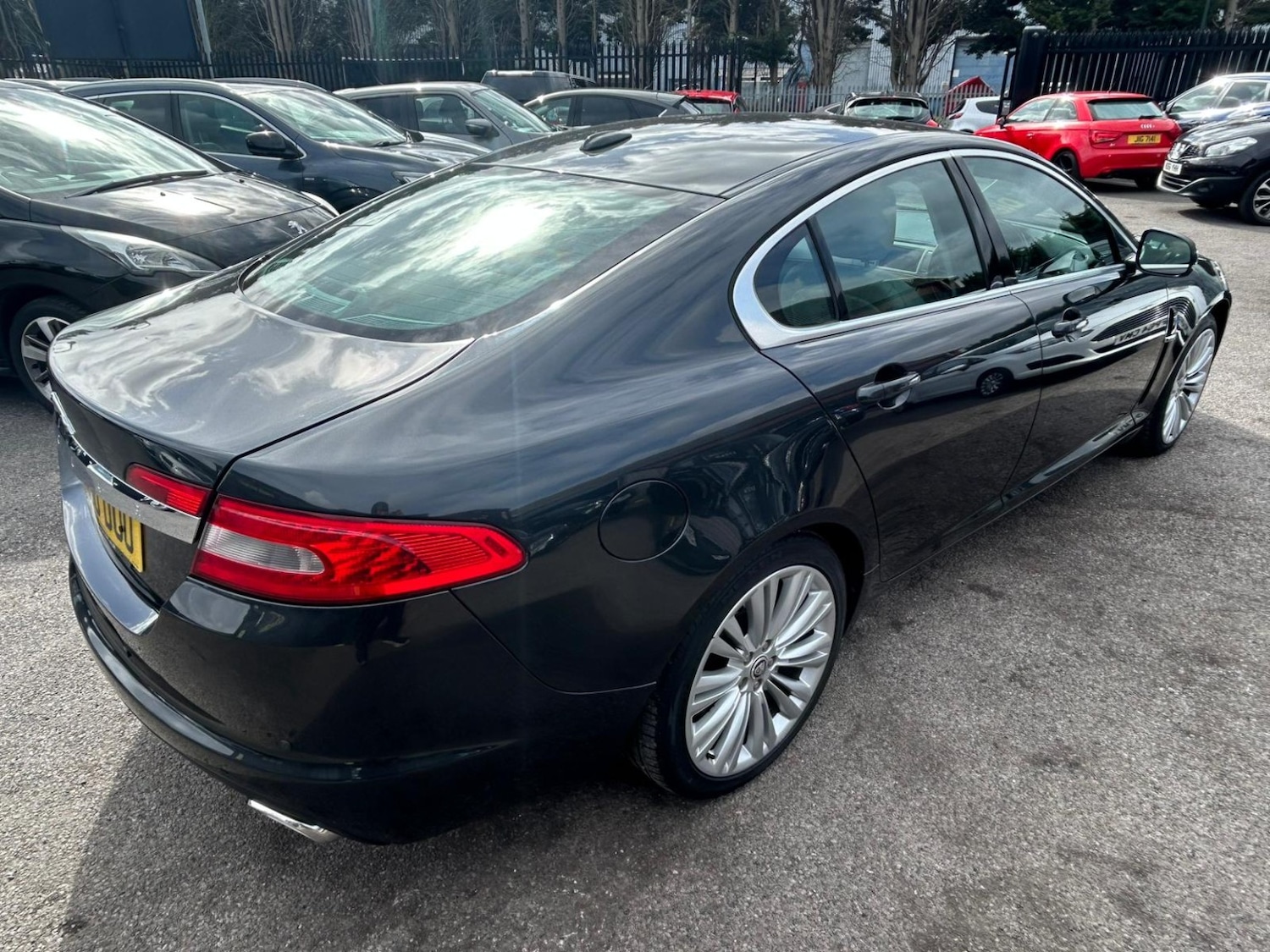 Used Jaguar XF 2010 for sale - 78197937: Photo 5