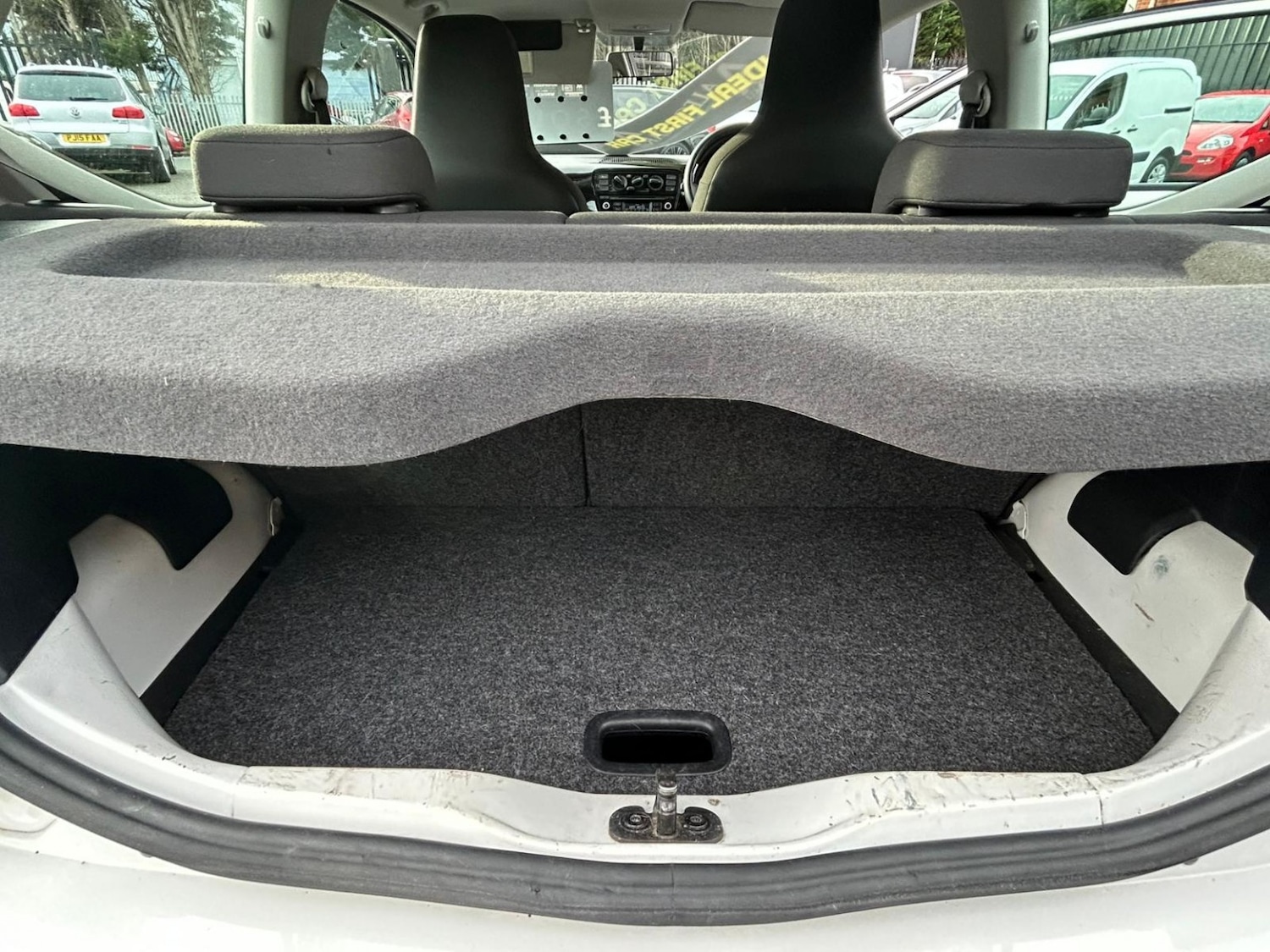 Used Volkswagen up! 2012 for sale - 76725565: Photo 15