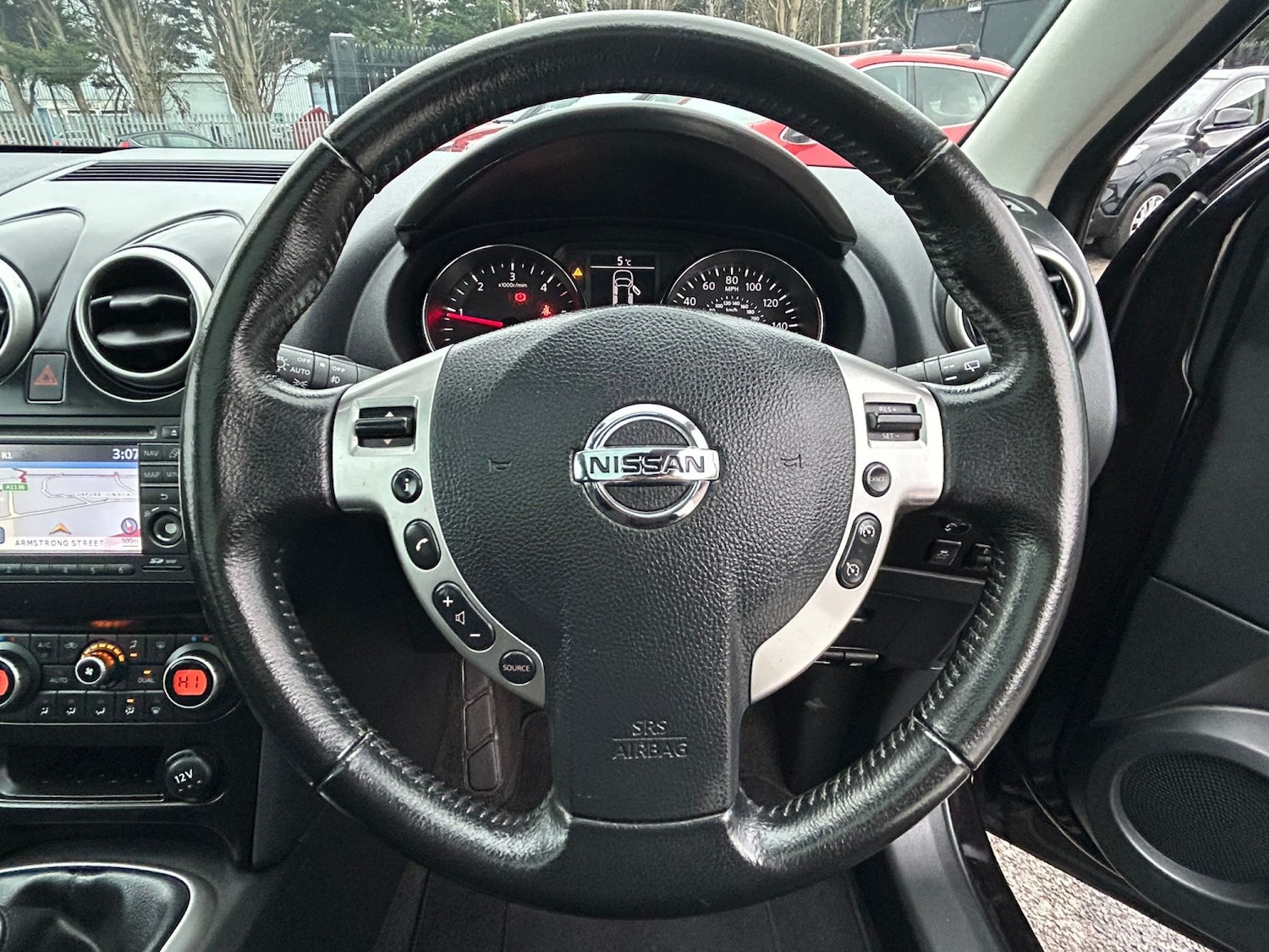 Used Nissan Qashqai 2010 for sale - 77377734: Photo 17