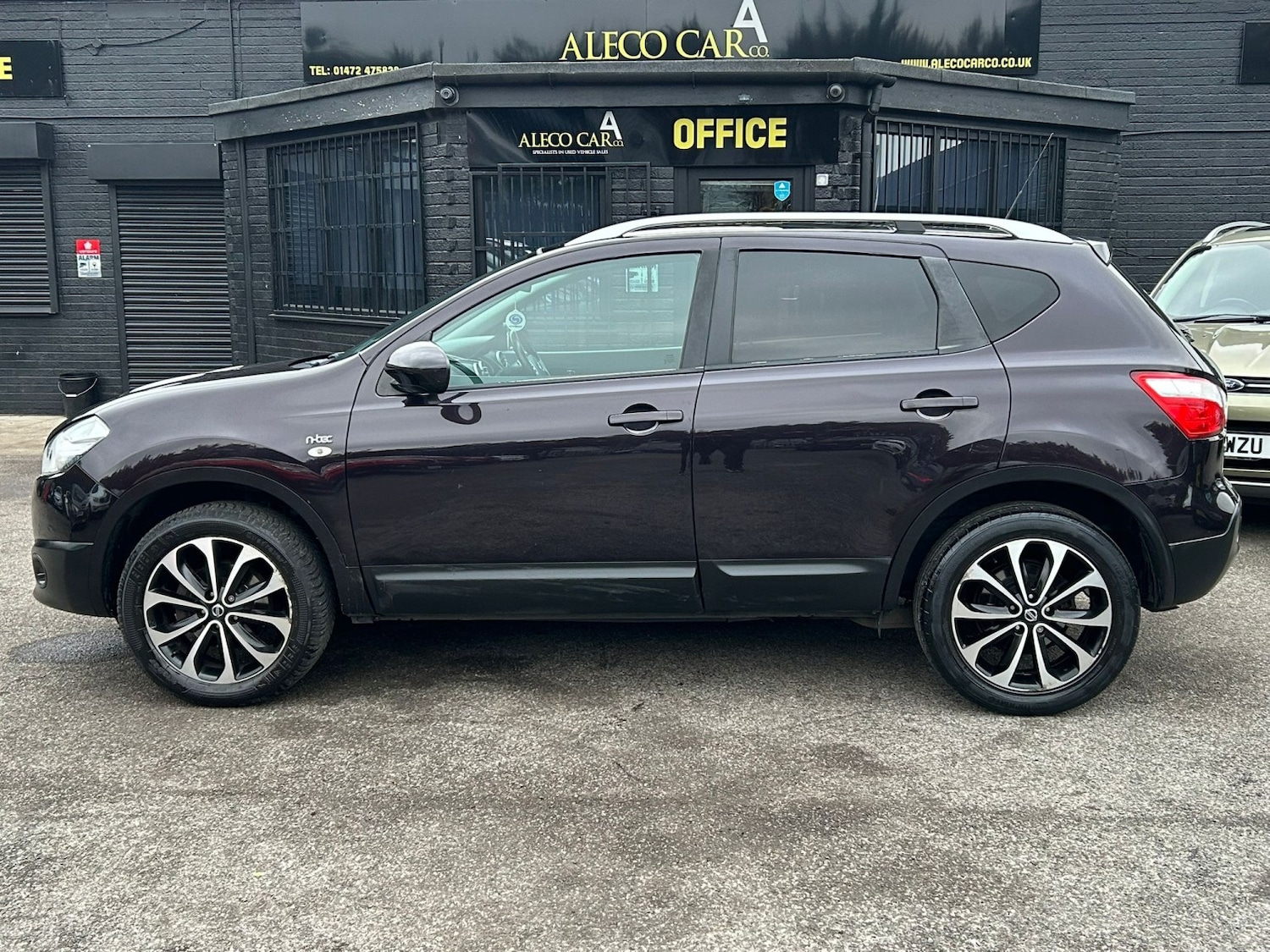 Used Nissan Qashqai 2010 for sale - 77377734: Photo 2