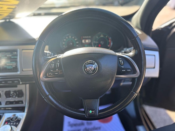 Used Jaguar XF 2014 for sale - 75632809: Photo 16