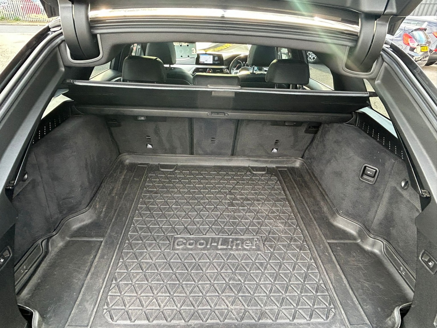 Used BMW 5 Series 2017 for sale - 76246187: Photo 24