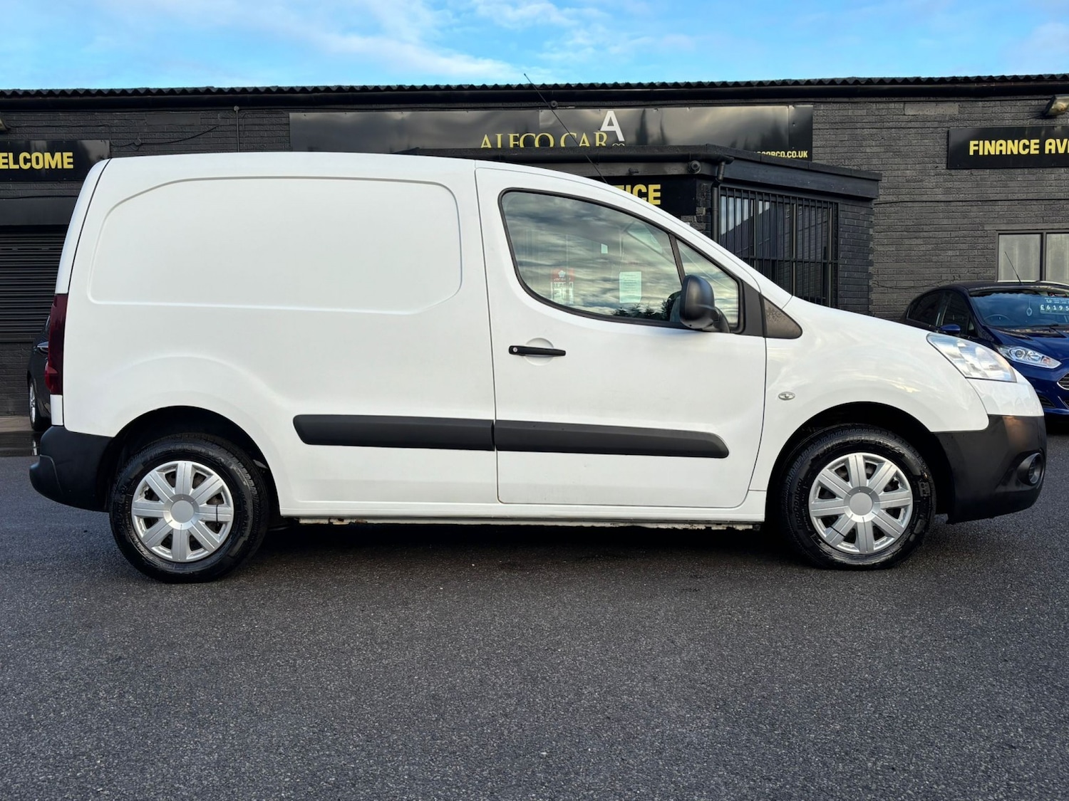 Used Peugeot Partner 2014 for sale - 76687243: Photo 6