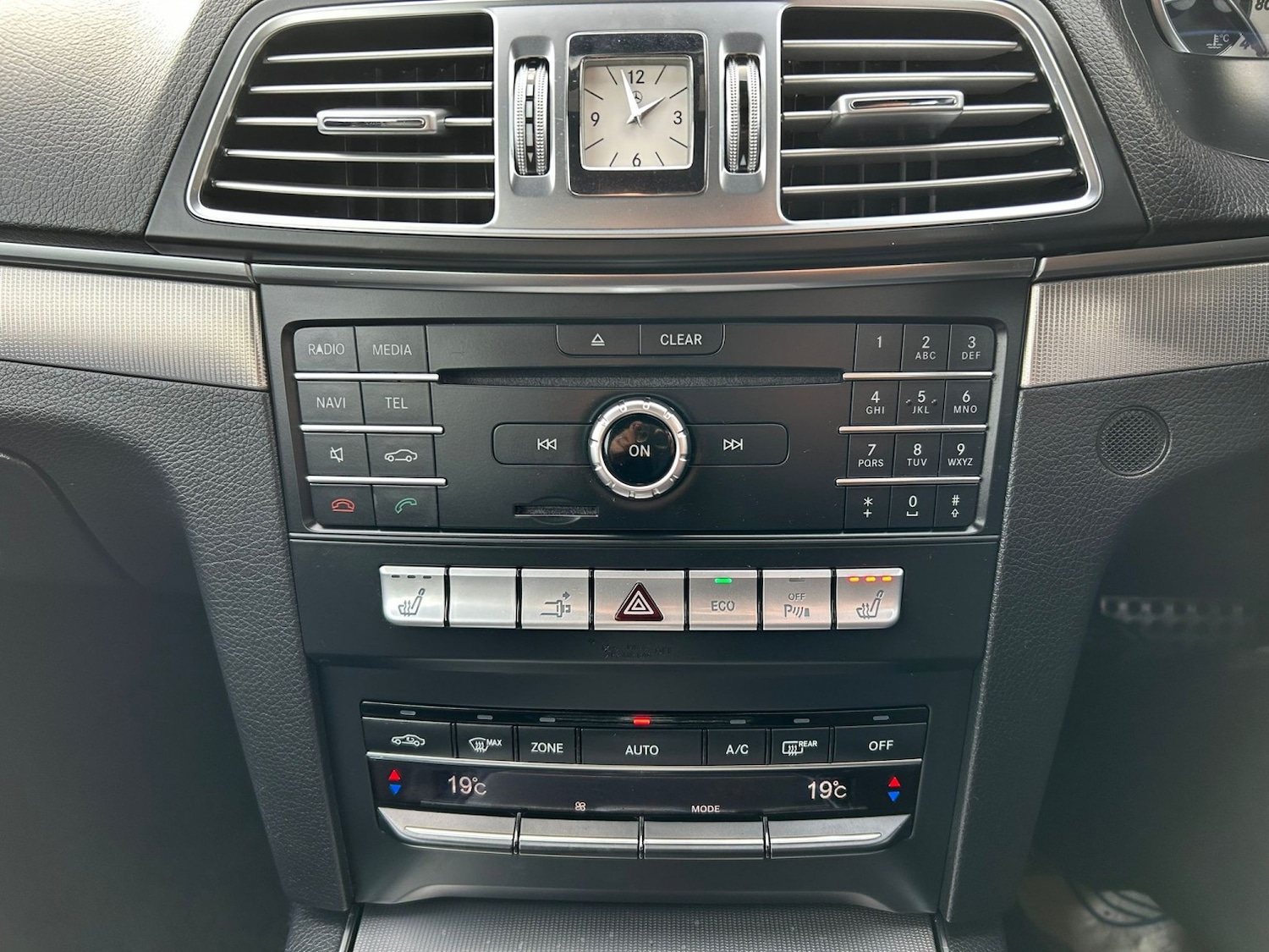 Used Mercedes-Benz E Class 2016 for sale - 77453384: Photo 17