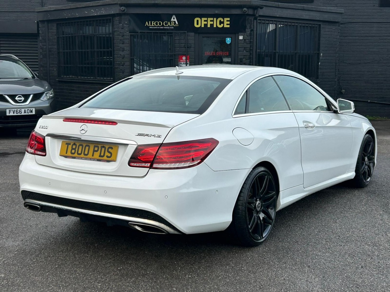 Used Mercedes-Benz E Class 2016 for sale - 77453384: Photo 5