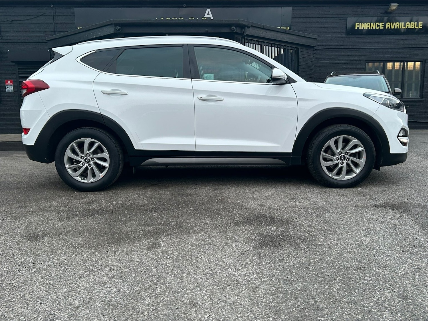 Used Hyundai TUCSON 2016 for sale - 76924282: Photo 5