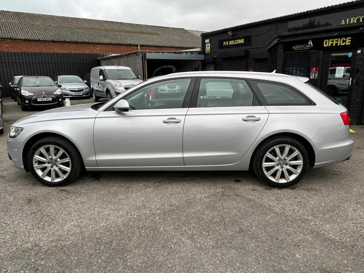 Used Audi A6 2013 for sale - 77792893: Photo 2