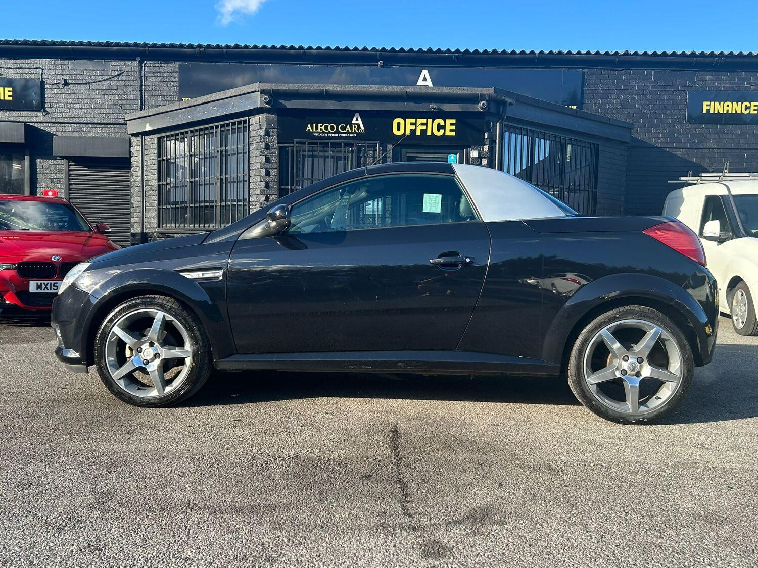Used Vauxhall Tigra 2009 for sale - 76769538: Photo 2