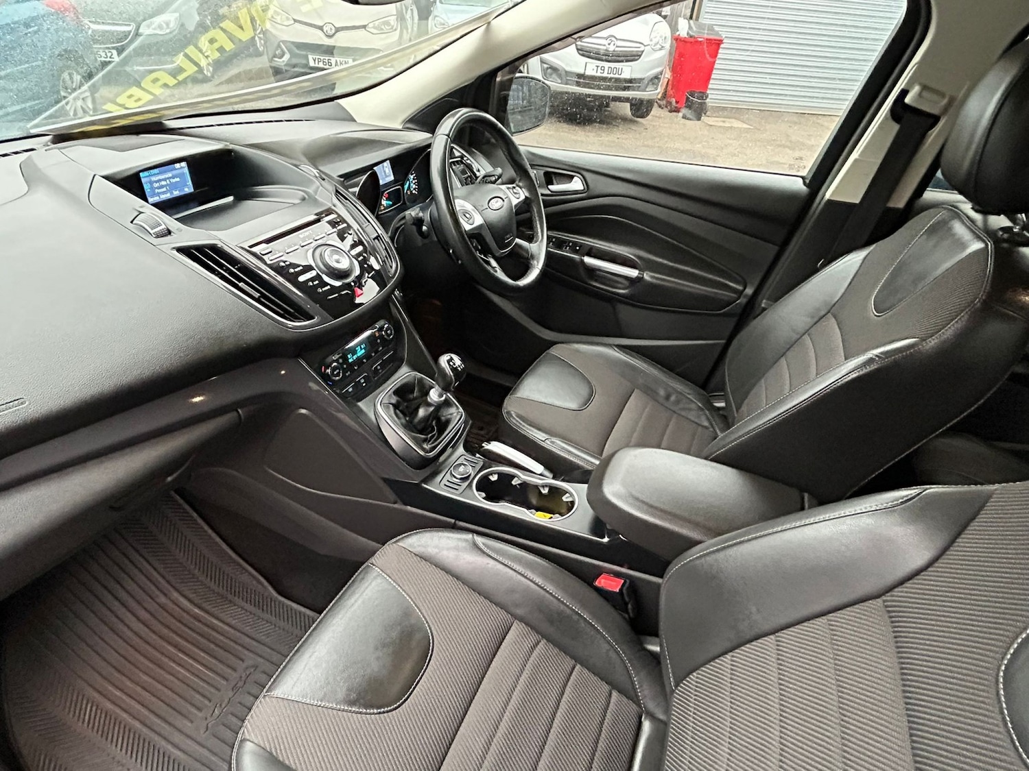 Used Ford Kuga 2015 for sale - 77781598: Photo 15