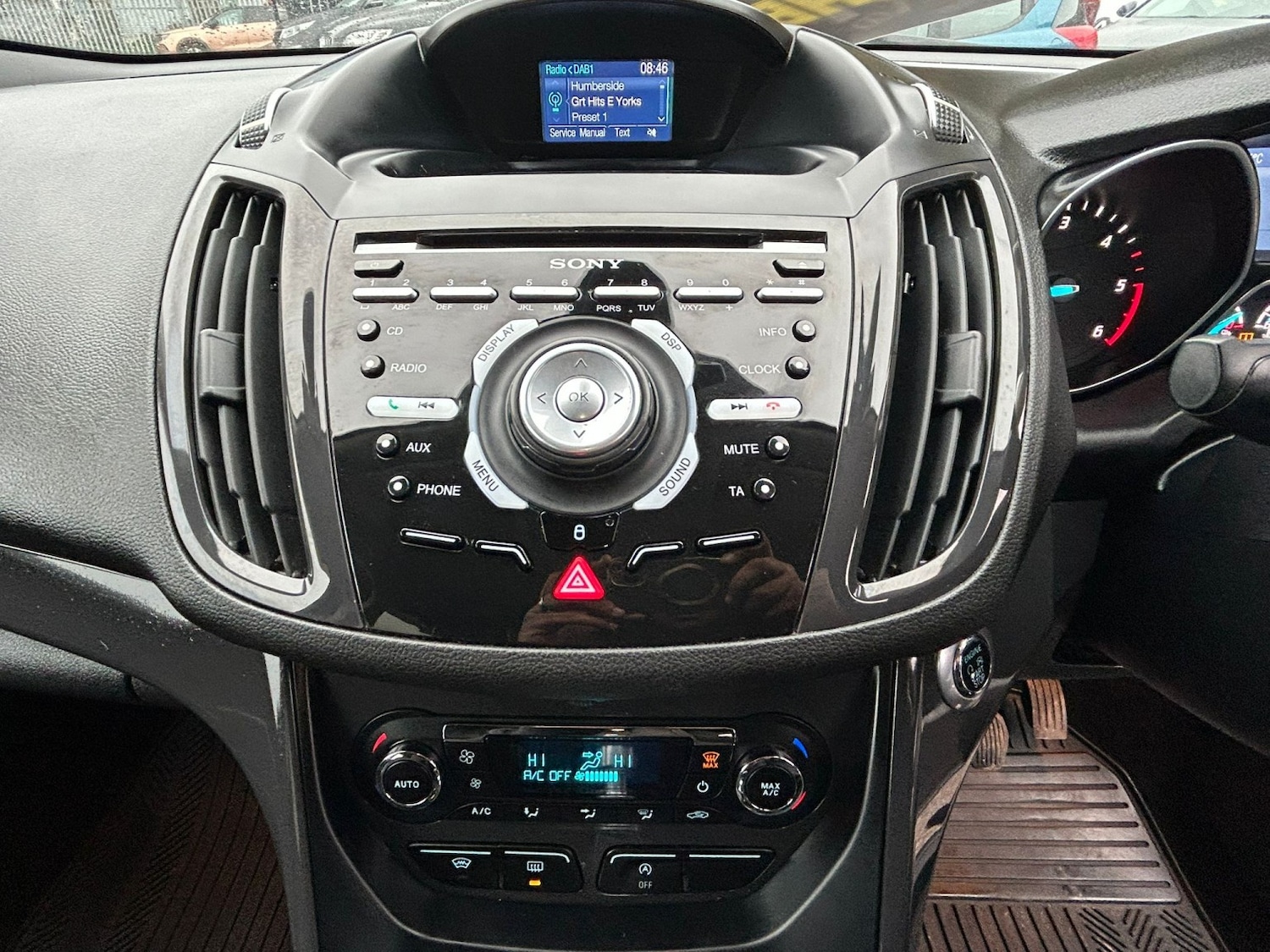 Used Ford Kuga 2015 for sale - 77781598: Photo 19