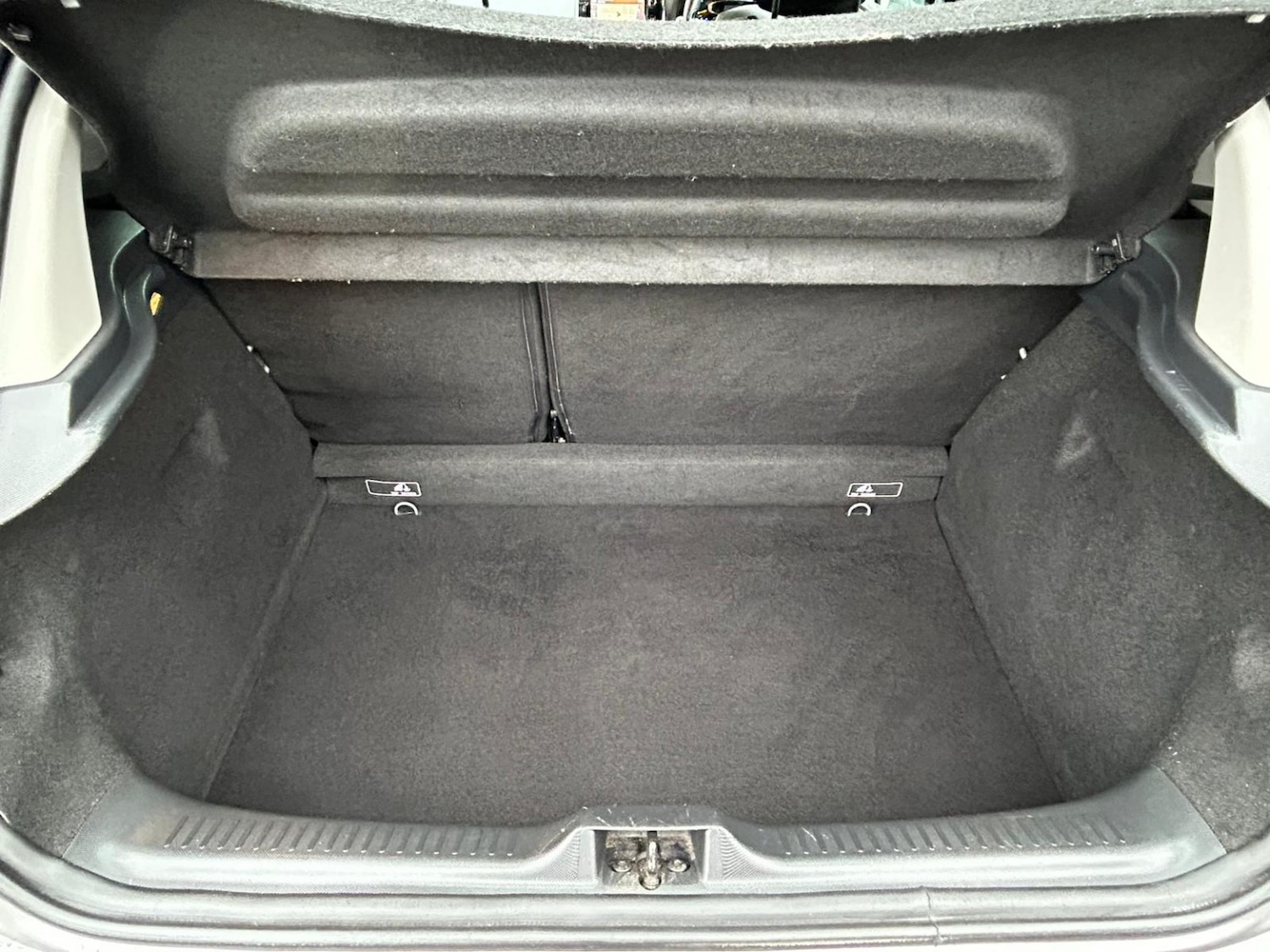 Used Renault Clio 2014 for sale - 76974478: Photo 20