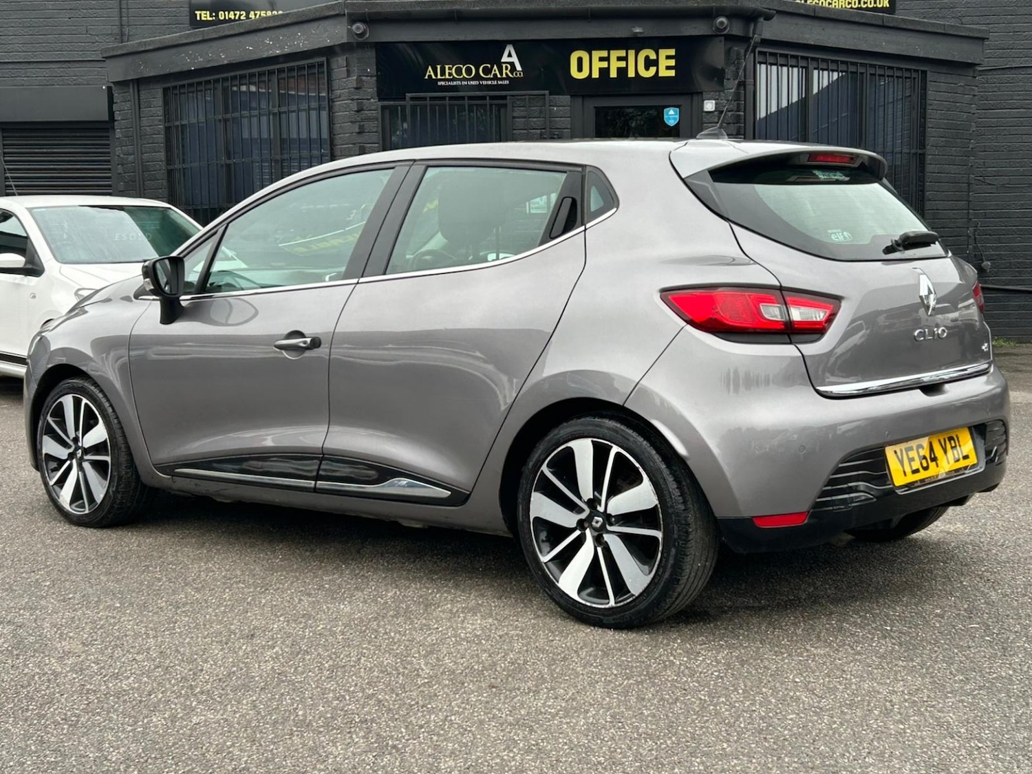 Used Renault Clio 2014 for sale - 76974478: Photo 3