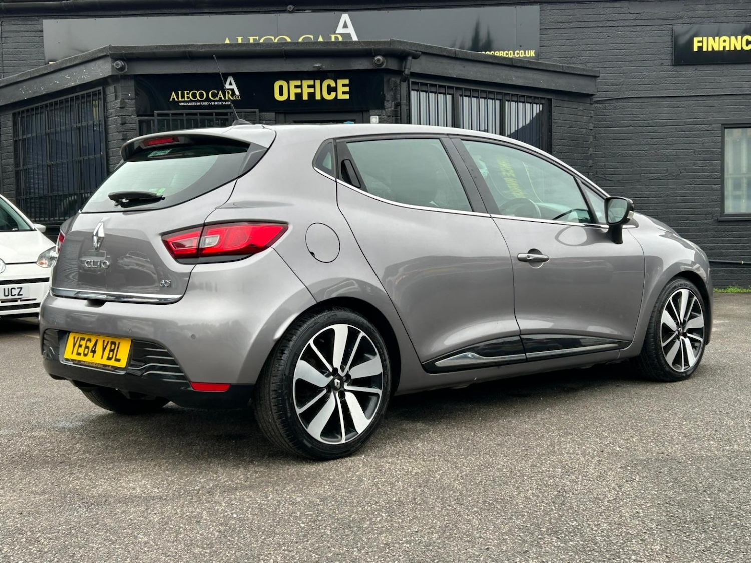 Used Renault Clio 2014 for sale - 76974478: Photo 5