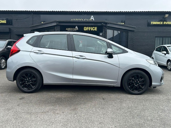 Used Honda Jazz 2018 for sale - 75213102: Photo 6