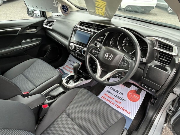 Used Honda Jazz 2018 for sale - 75213102: Photo 9