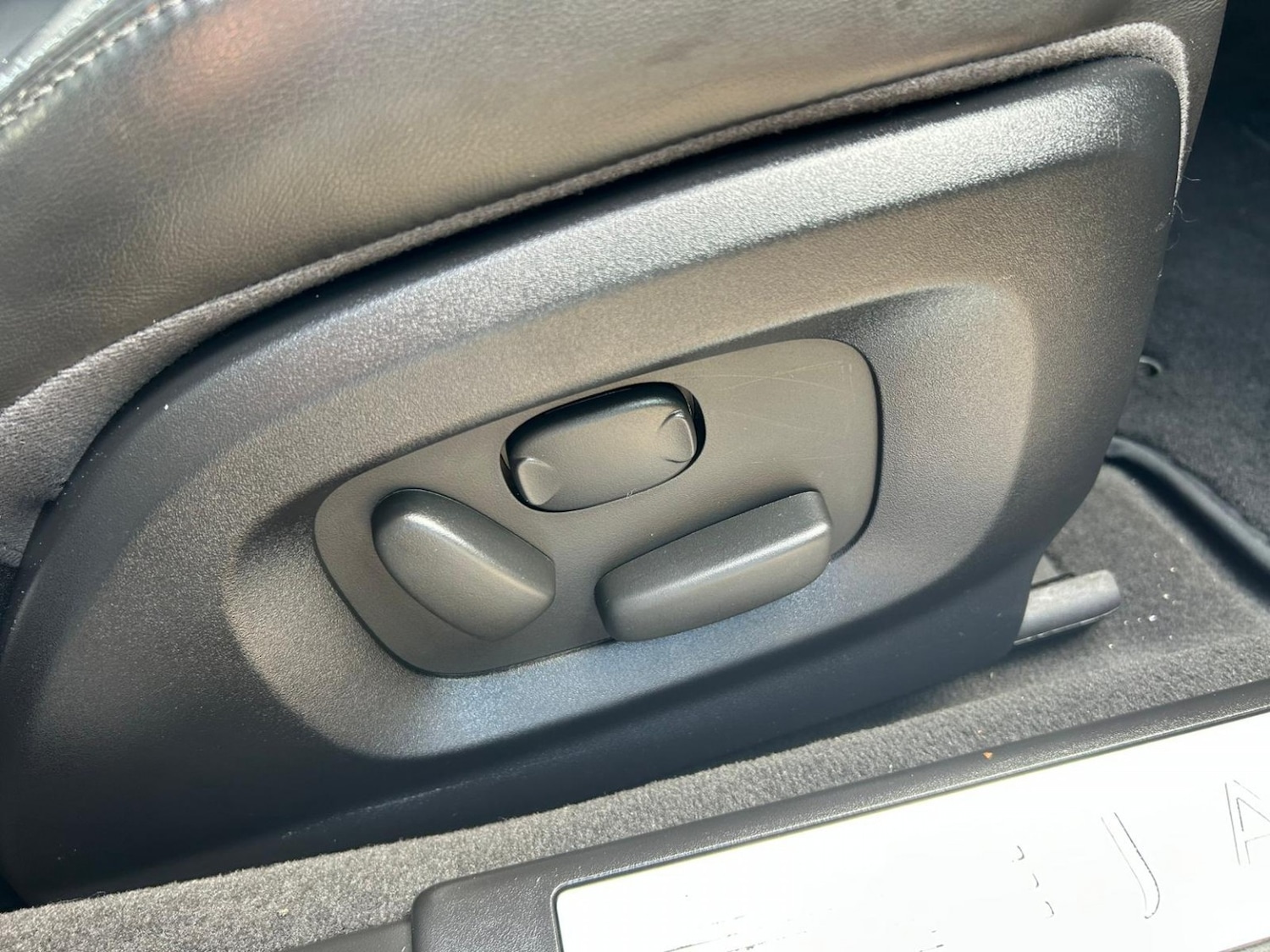 Used Jaguar XF 2011 for sale - 77822242: Photo 21