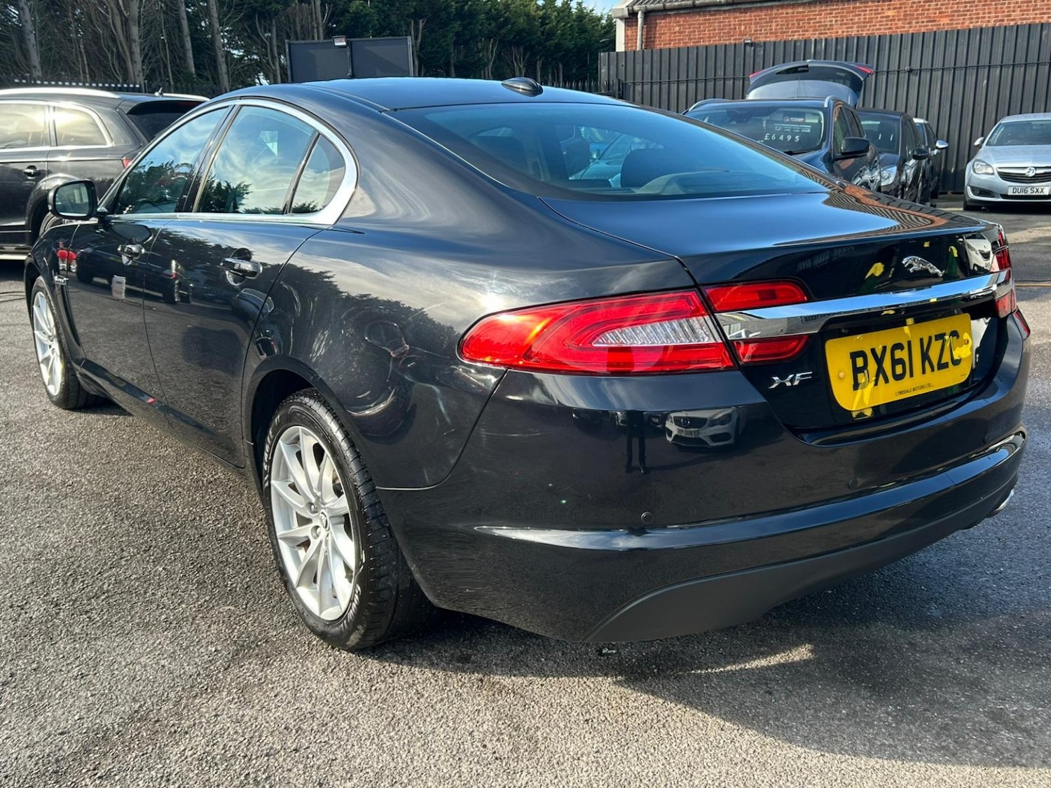 Used Jaguar XF 2011 for sale - 77822242: Photo 3