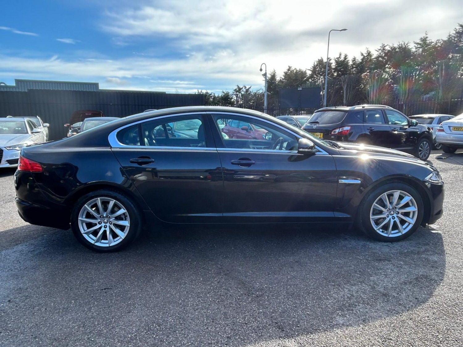 Used Jaguar XF 2011 for sale - 77822242: Photo 6