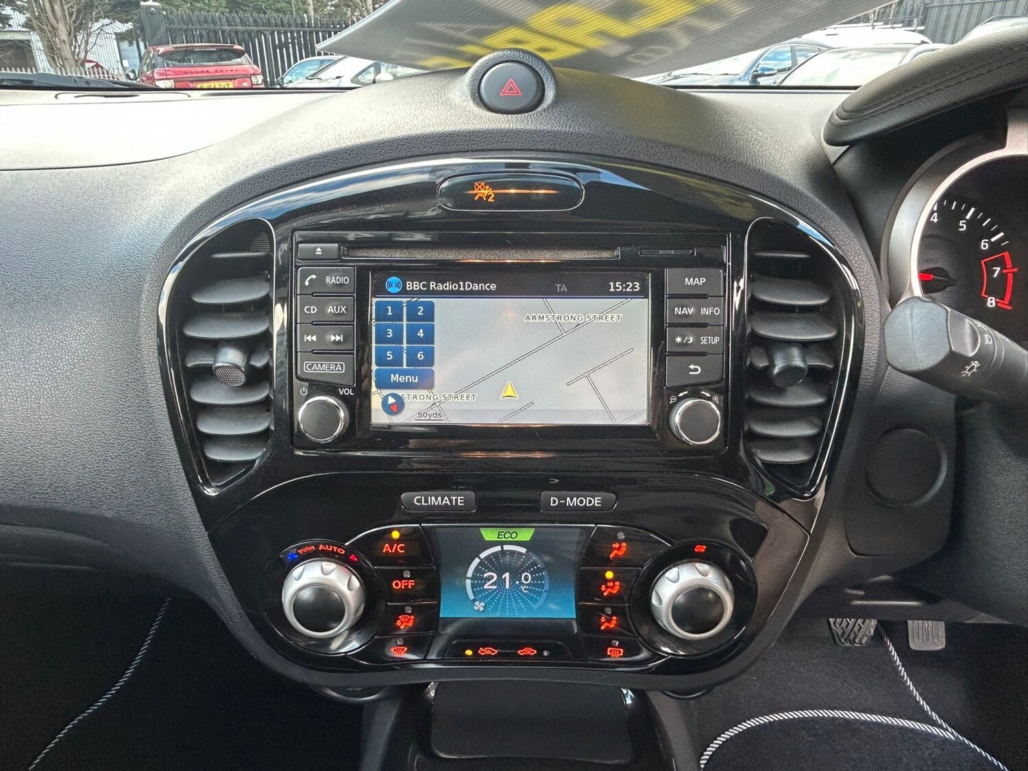 Used Nissan Juke 2014 for sale - 76334706: Photo 16