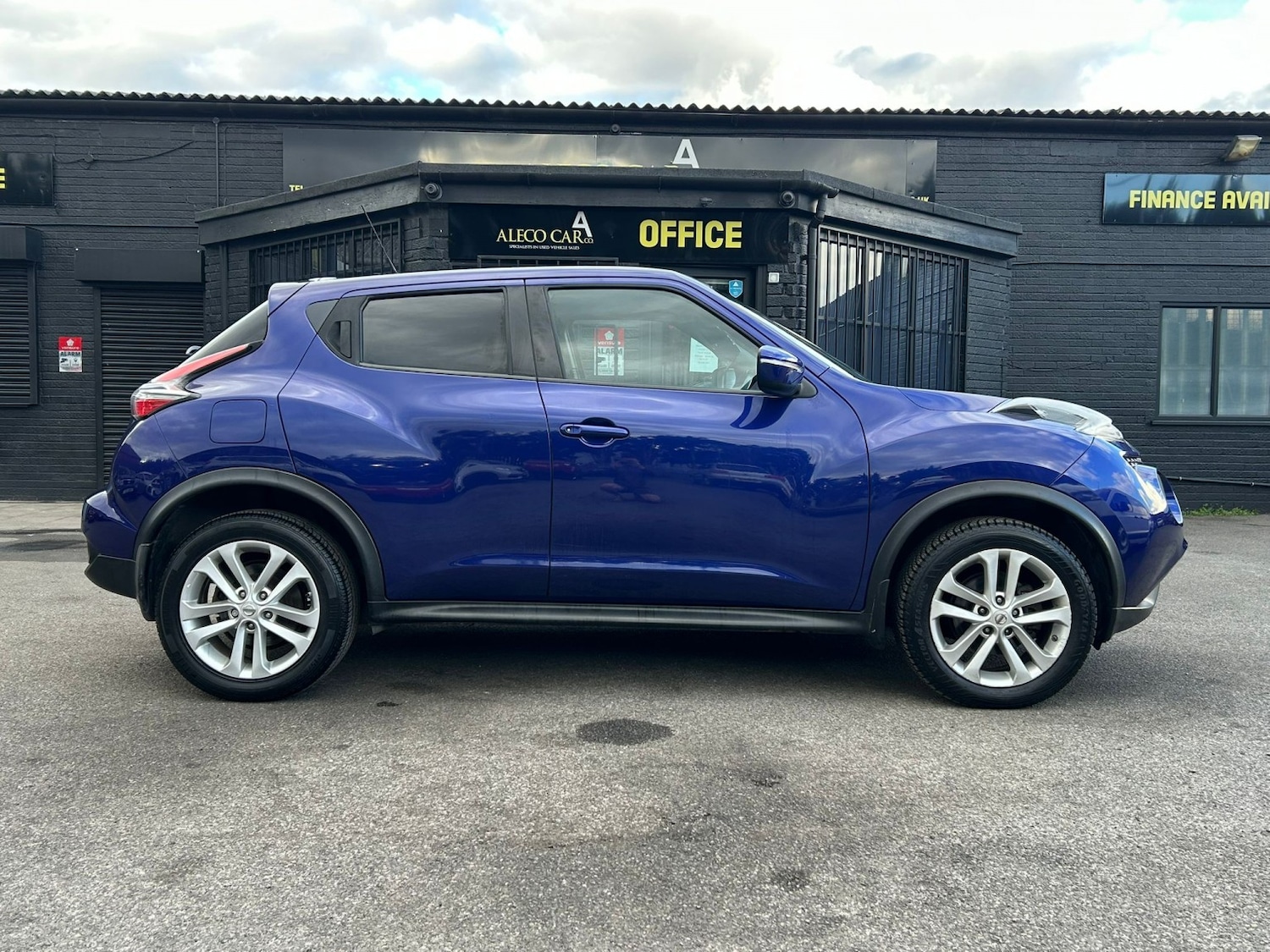 Used Nissan Juke 2014 for sale - 76334706: Photo 6