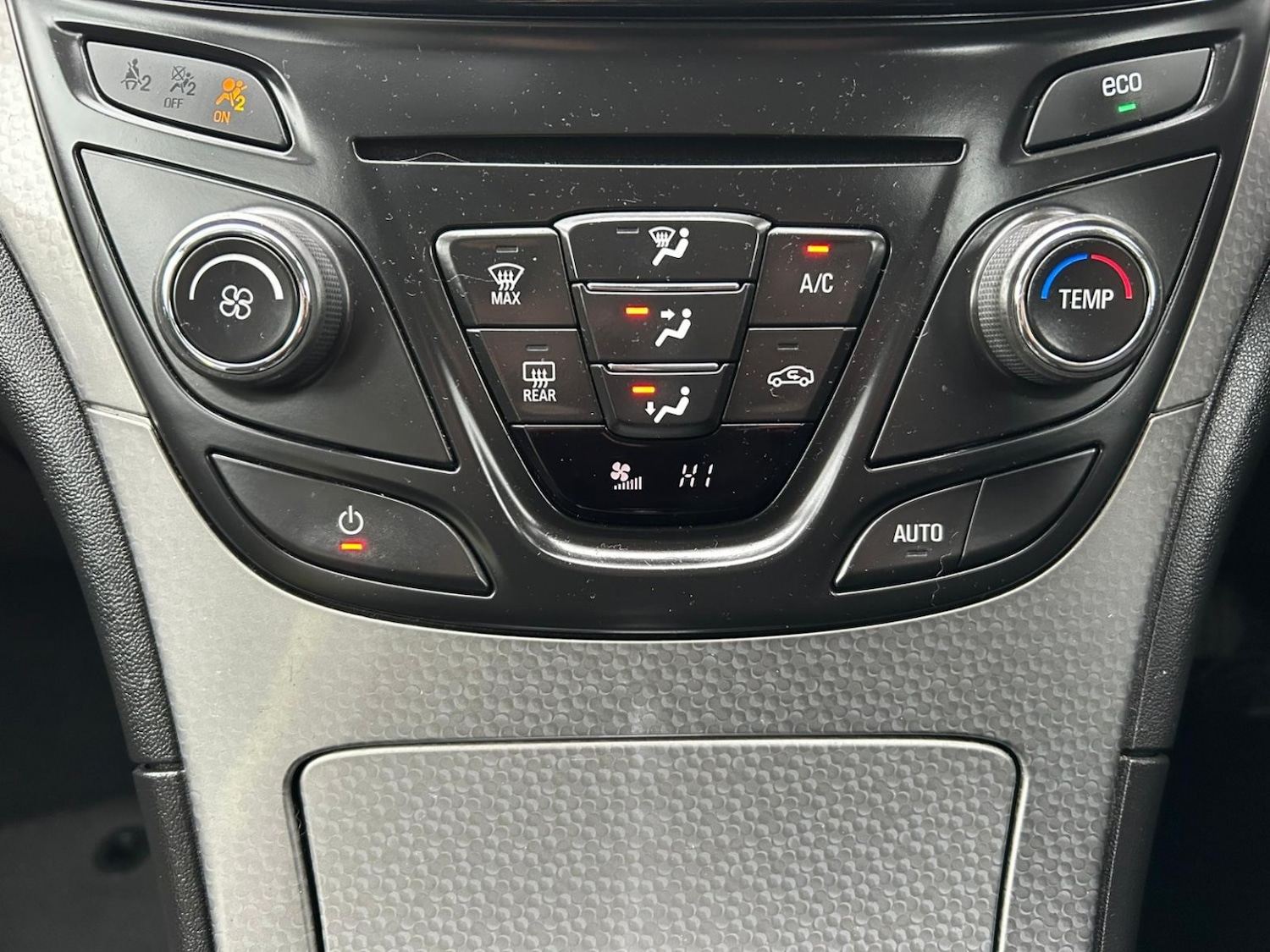 Used Vauxhall Insignia 2014 for sale - 77694302: Photo 18