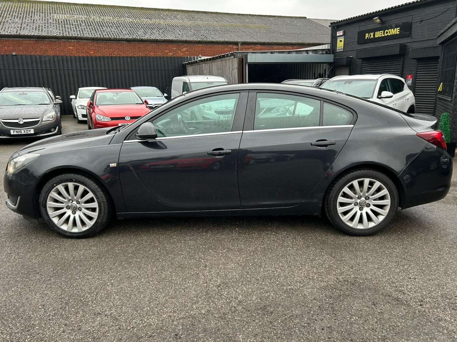 Used Vauxhall Insignia 2014 for sale - 77694302: Photo 2