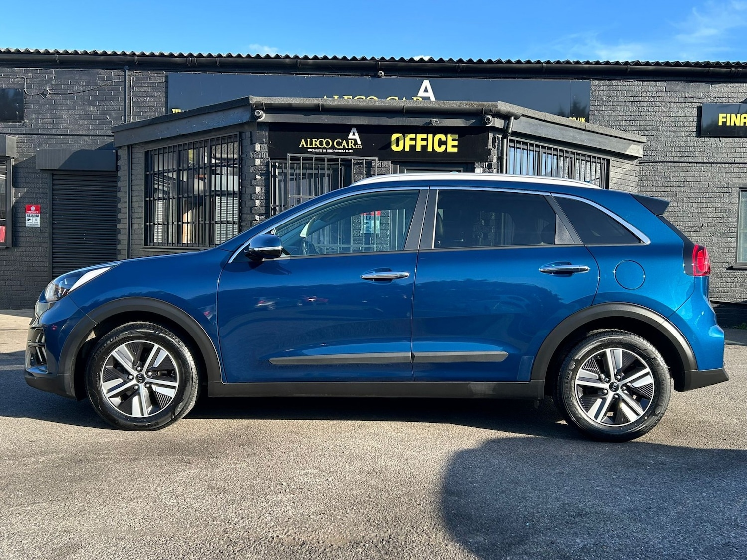 Used Kia Niro 2021 for sale - 76030680: Photo 2