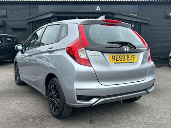 Used Honda Jazz 2018 for sale - 76769368: Photo