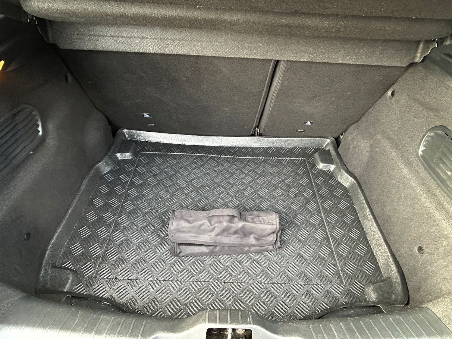 Used Citroen C4 Cactus 2017 for sale - 76299092: Photo 19