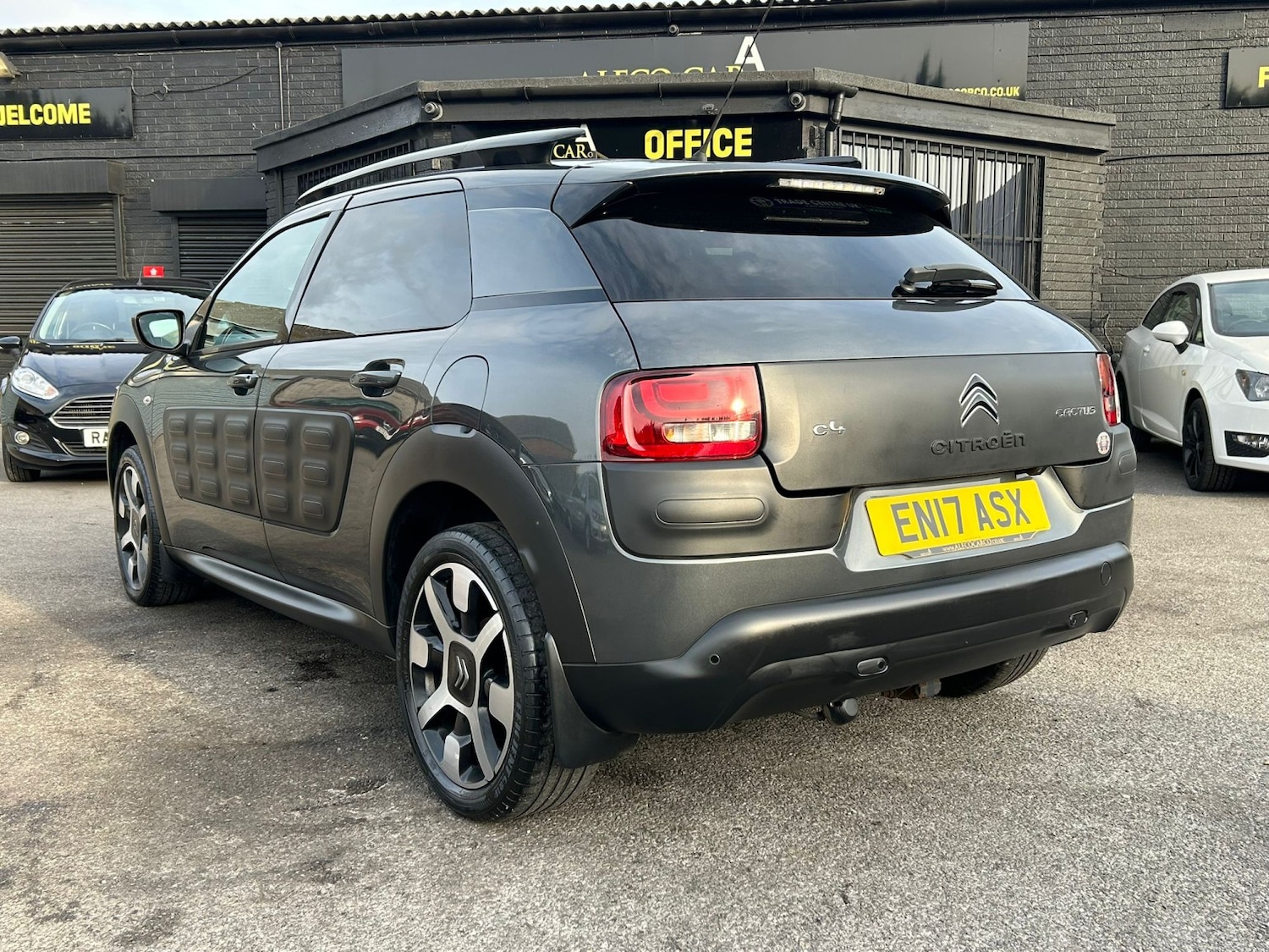 Used Citroen C4 Cactus 2017 for sale - 76299092: Photo 3