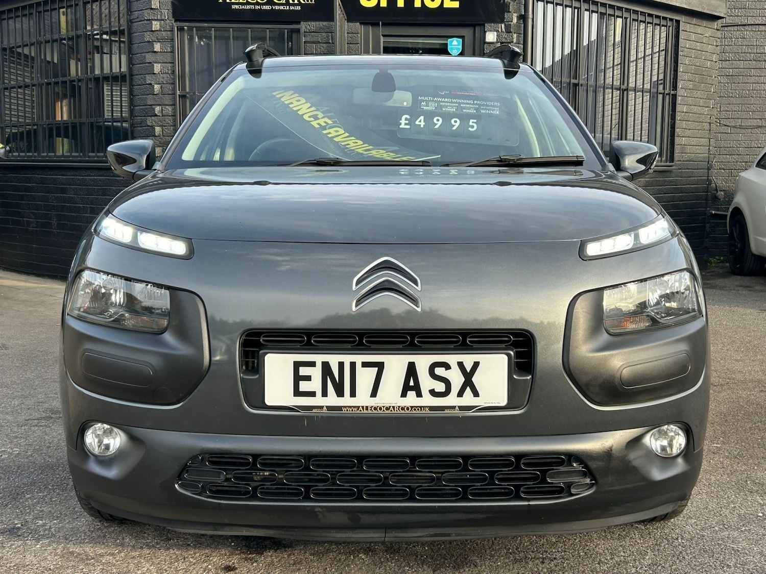 Used Citroen C4 Cactus 2017 for sale - 76299092: Photo 8