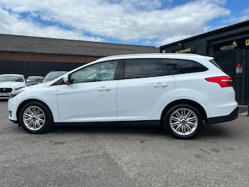 Used Ford Focus 2017 for sale - 78865044: Photo