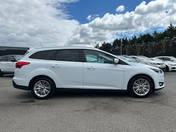 Used Ford Focus 2017 for sale - 78865044: Photo