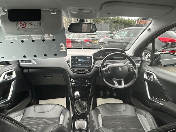 Used Peugeot 2008 2017 for sale - 76242853: Photo 11
