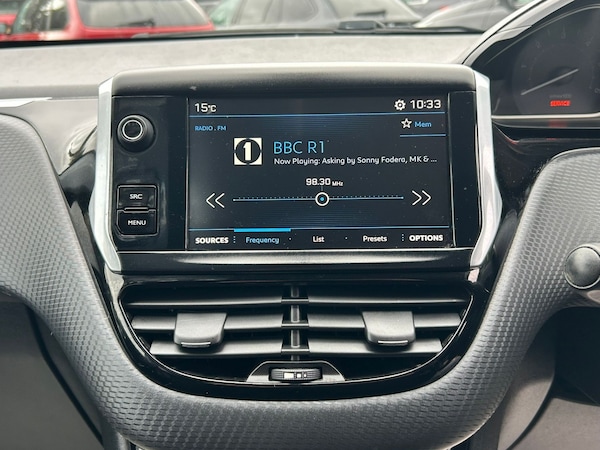 Used Peugeot 2008 2017 for sale - 76242853: Photo 17