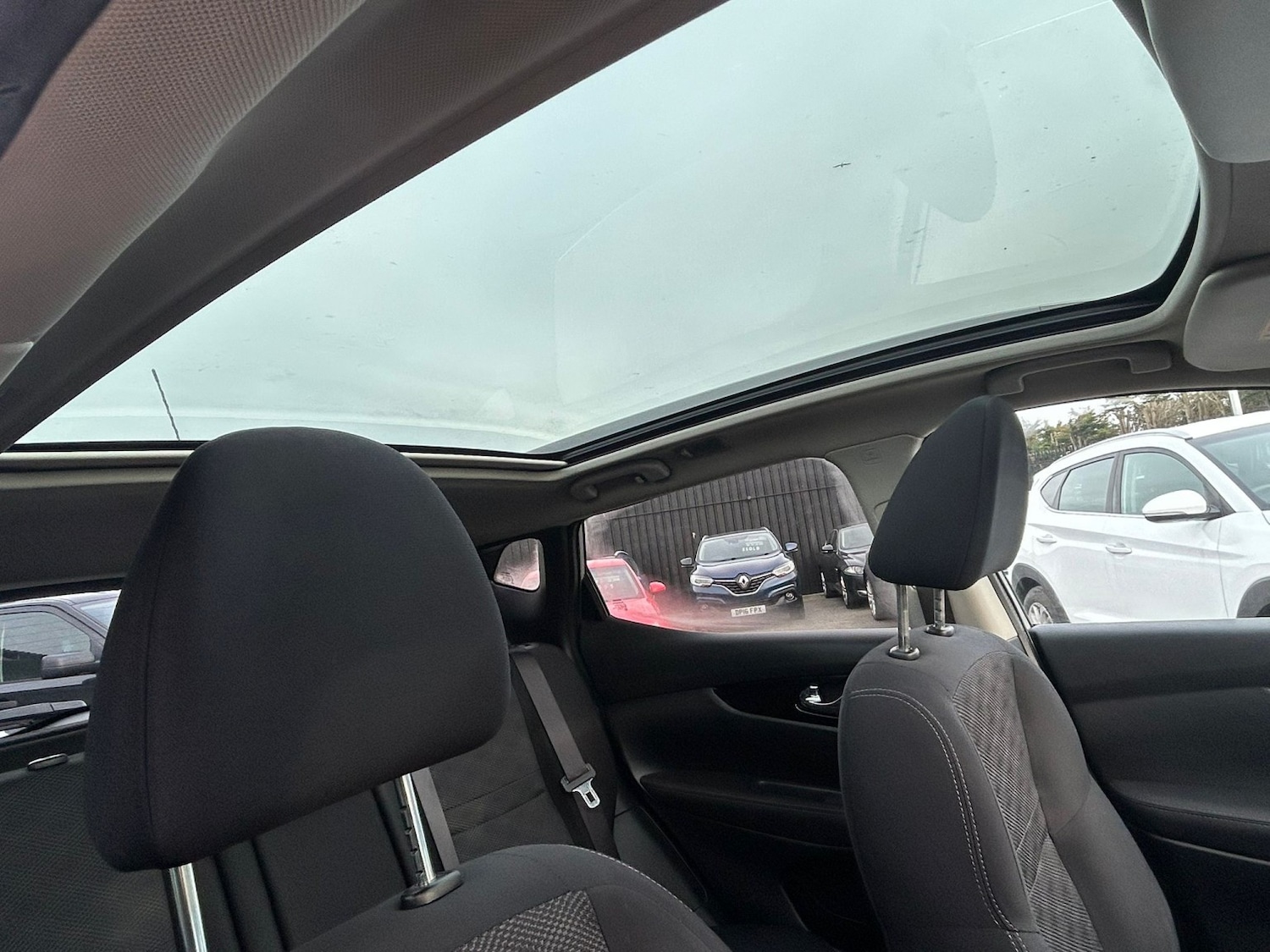 Used Nissan Qashqai 2016 for sale - 77572832: Photo 15