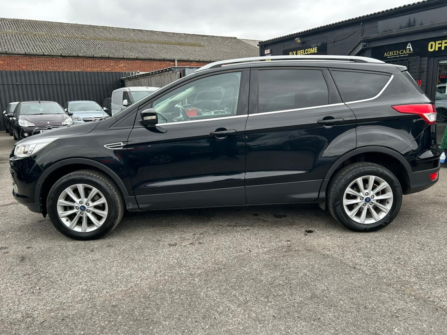 Used Ford Kuga 2016 for sale - 77792821: Photo 2