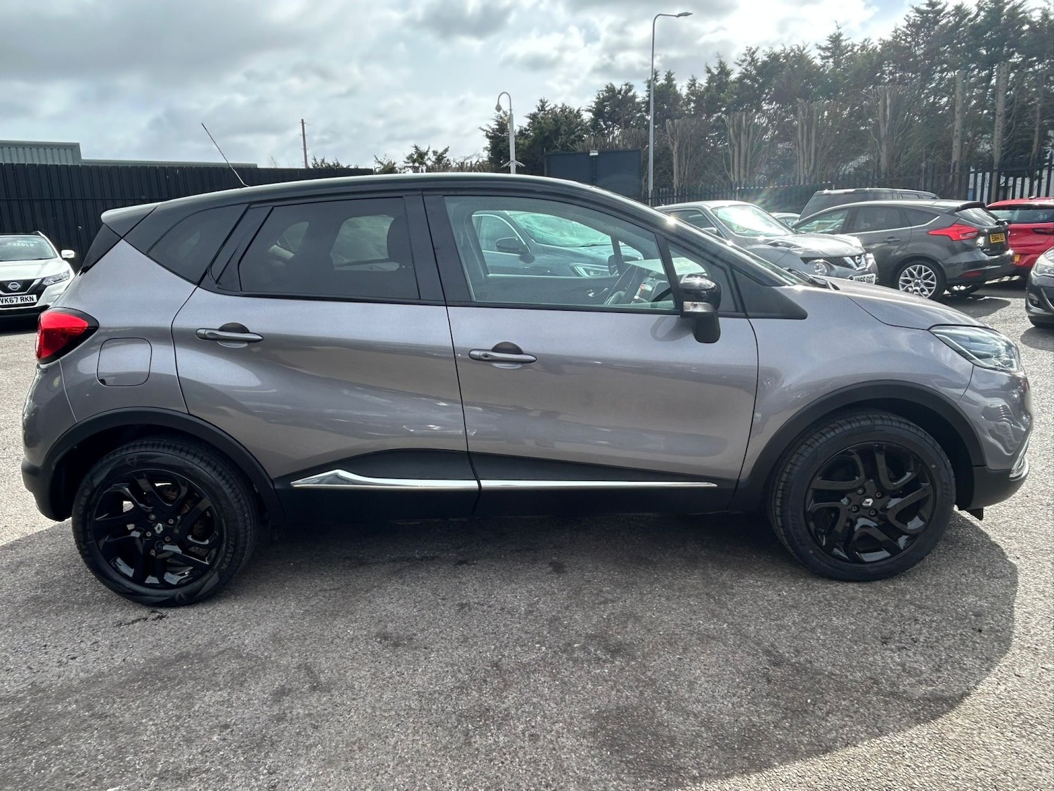 Used Renault Captur 2015 for sale - 78057027: Photo 6
