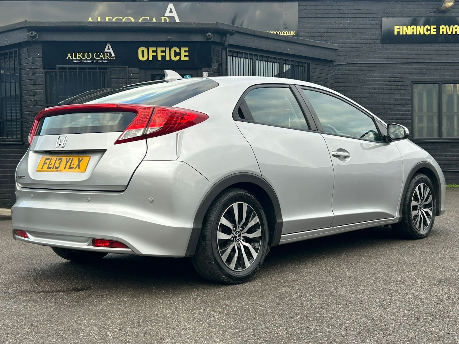 Used Honda Civic 2013 for sale - 76863931: Photo 5