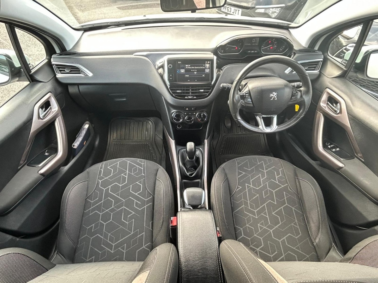 Used Peugeot 2008 2015 for sale - 77694227: Photo 13