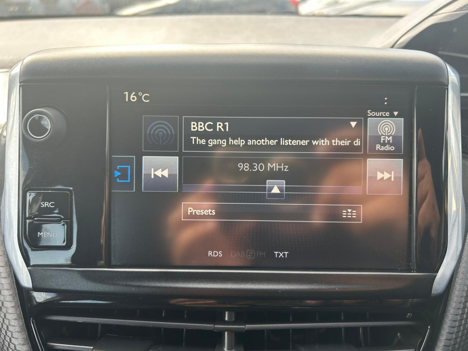 Used Peugeot 2008 2015 for sale - 77694227: Photo 15