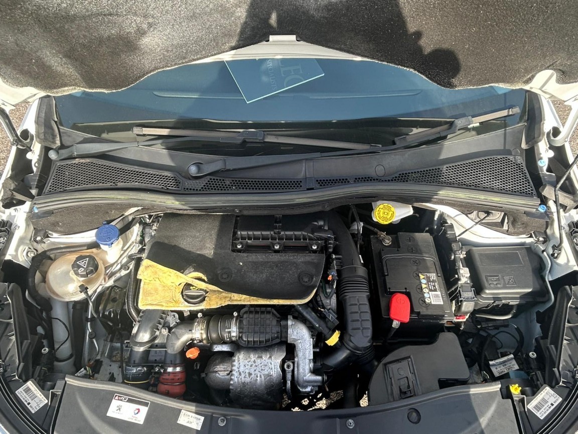 Used Peugeot 2008 2015 for sale - 77694227: Photo 18