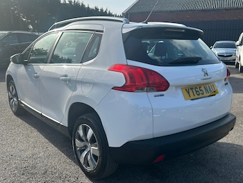 Used Peugeot 2008 2015 for sale - 77694227: Photo