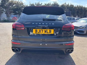 Used Porsche Cayenne 2017 for sale - 79563902: Photo