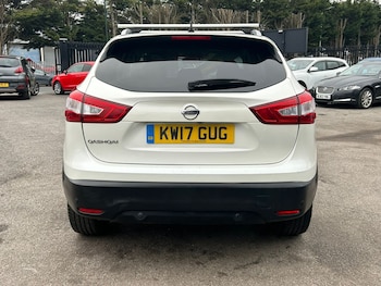 Used Nissan Qashqai 2017 for sale - 77977099: Photo