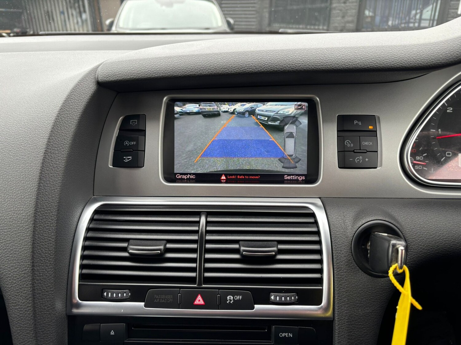 Used Audi Q7 2014 for sale - 77528345: Photo 16