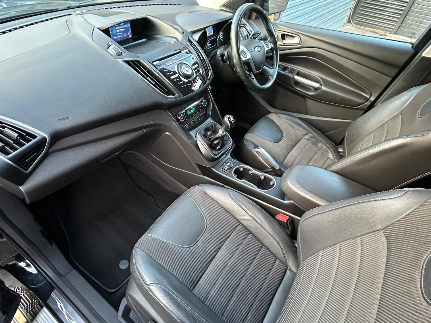 Used Ford Kuga 2015 for sale - 76924287: Photo 14